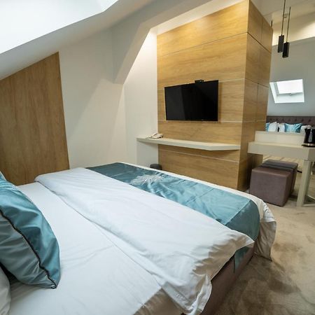 Apartmanski Smestaj King Bo Ниш Екстер'єр фото