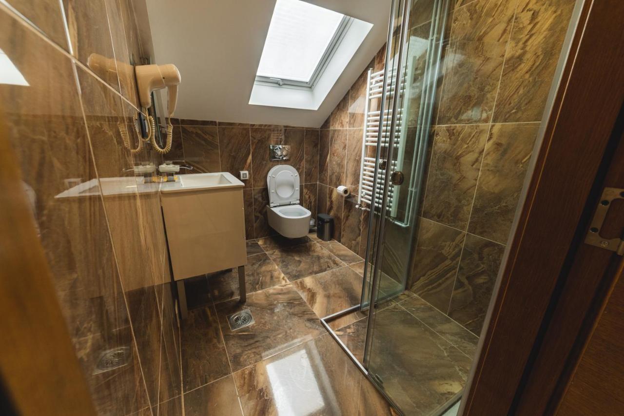 Apartmanski Smestaj King Bo Ниш Екстер'єр фото